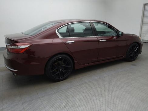 Used 2017 Honda Accord Sport Special Edition image 10