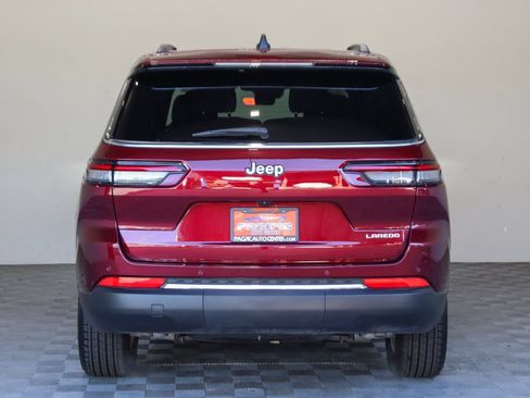 Used 2025 Jeep Grand Cherokee L Laredo w/ Luxury Tech Group I RWD image 8