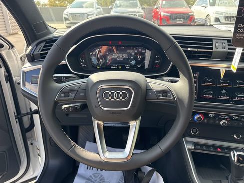 New 2025 Audi Q3 2.0T Premium image 20