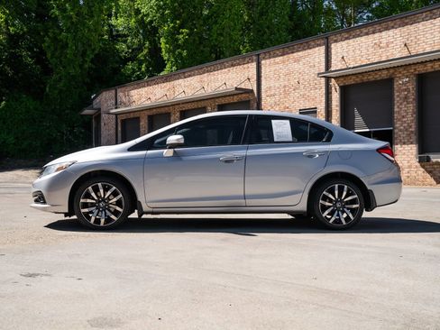 Used 2015 Honda Civic EX-L image 4