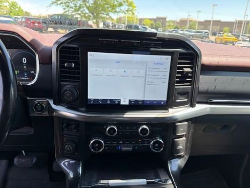 Used 2021 Ford F150 Lariat w/ Equipment Group 502A High AWD/4WD image 16