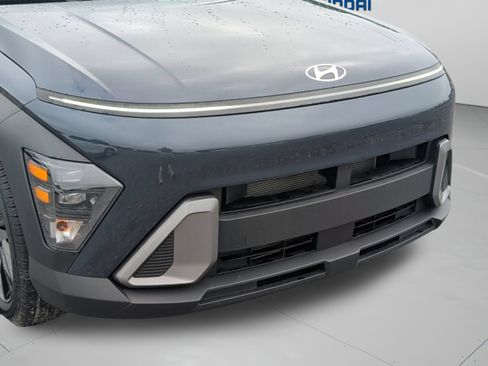 Used 2025 Hyundai Kona SEL FWD image 42