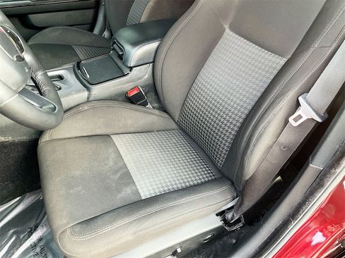 Used 2022 Dodge Charger R/T w/ Blacktop Package image 18