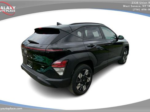Used 2024 Hyundai Kona SEL AWD/4WD image 5