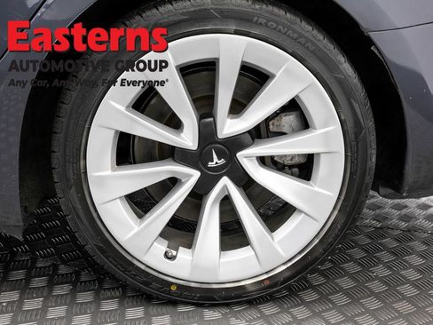 Used 2023 Tesla Model 3 Standard Range RWD image 29