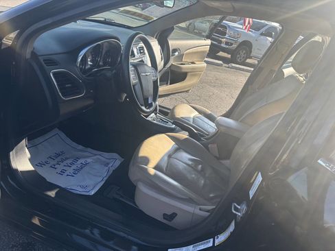 Used 2014 Chrysler 200 Limited w/ Sun/Sound Group FWD image 11
