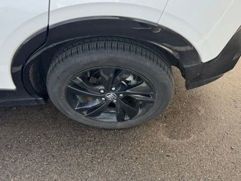 Certified 2024 Buick Encore GX Sport Touring w/ Comfort Package image 12