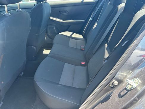 Used 2025 Nissan Sentra SV FWD image 23