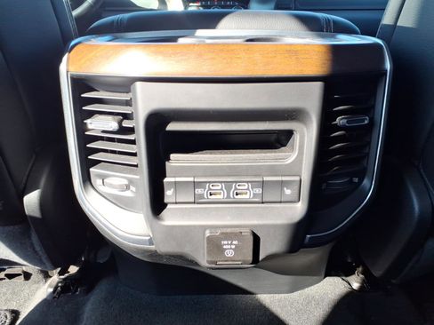 Certified 2021 RAM 1500 Laramie image 13