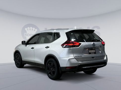 Used 2018 Nissan Rogue S image 14
