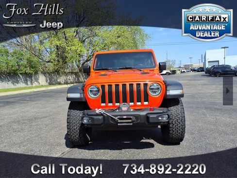 Used 2019 Jeep Wrangler Unlimited Rubicon w/ Dual Top Group AWD/4WD image 2