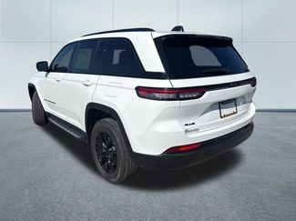 Used 2025 Jeep Grand Cherokee Altitude AWD/4WD video 2
