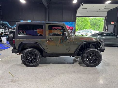 Used 2016 Jeep Wrangler Sport AWD/4WD image 6