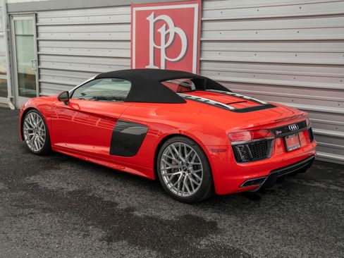 Used 2017 Audi R8 V10 image 40