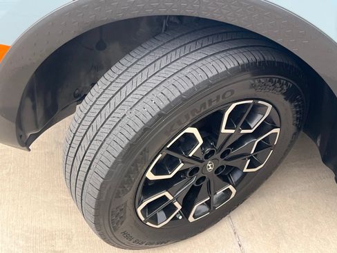 Certified 2024 Hyundai Santa Cruz SEL FWD image 10