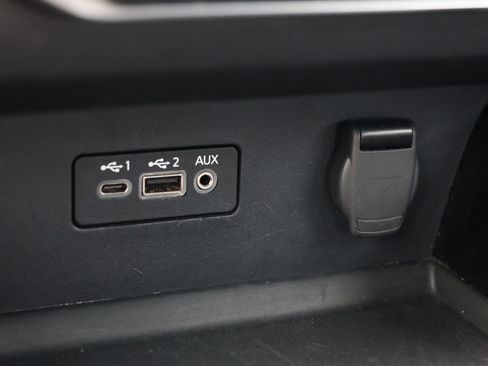 Used 2024 Nissan Altima 2.5 SV FWD image 21