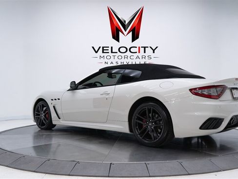 Used 2018 Maserati GranTurismo MC RWD image 8