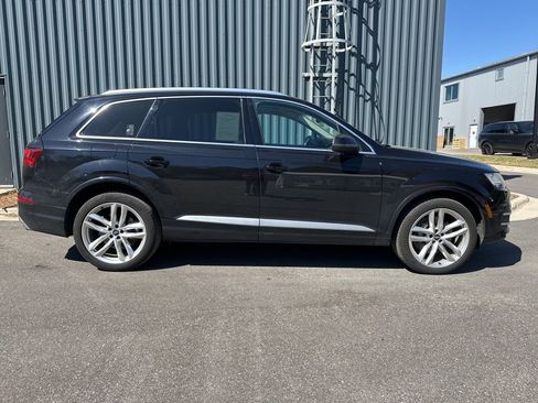 Used 2018 Audi Q7 3.0T Prestige w/ Prestige Package image 4