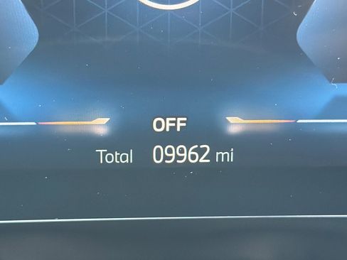 Used 2025 BMW X3 xDrive30i w/ Premium Package image 35