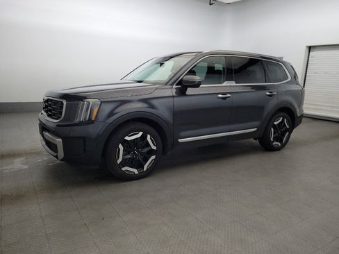 Used 2024 Kia Telluride S w/ S Sunroof Package AWD/4WD image 2