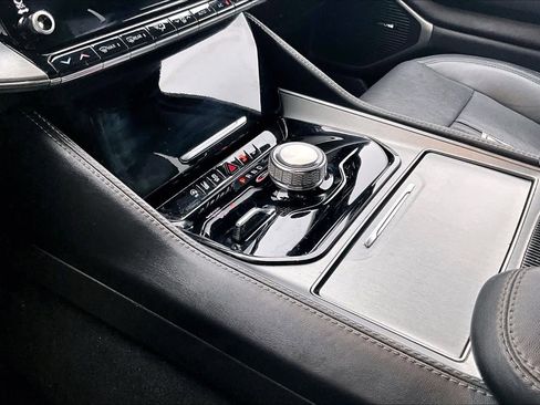 Used 2023 Jeep Wagoneer Series II image 19