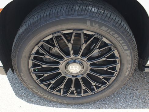 Used 2022 GMC Yukon XL Denali RWD image 29