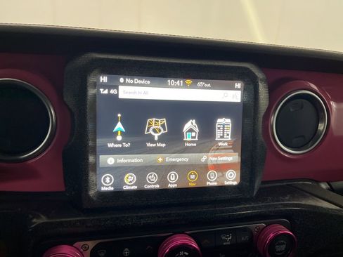 Used 2022 Jeep Wrangler Unlimited Rubicon w/ Cold Weather Group image 74