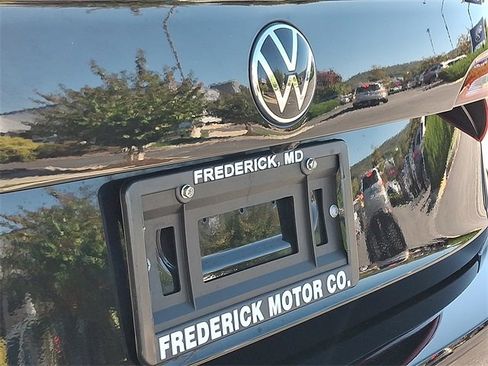 Used 2024 Volkswagen Jetta S image 29