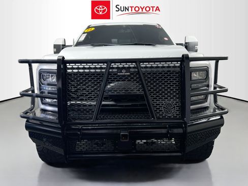 Used 2023 Ford F250 Lariat w/ Sport Appearance Package image 10
