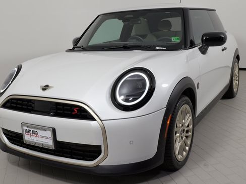 Used 2025 MINI Cooper S image 5