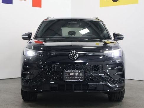 New 2026 Volkswagen Tiguan SE R-Line image 7