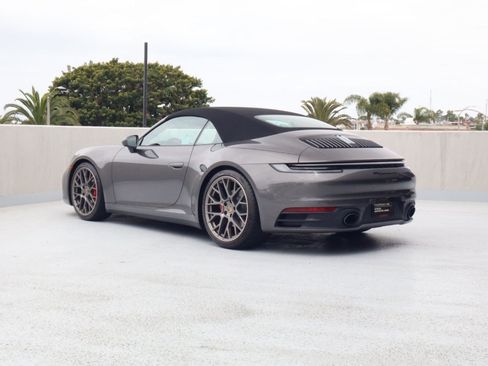 Certified 2024 Porsche 911 Carrera S RWD image 3