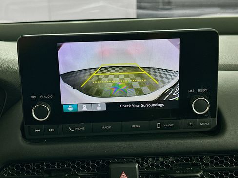 Used 2023 Honda HR-V LX image 21