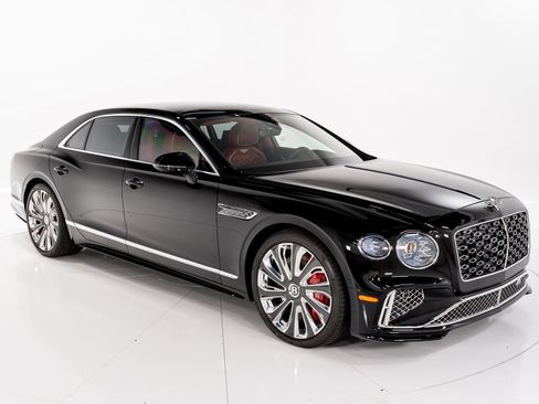 New 2025 Bentley Flying Spur Plug-In Hybrid image 7