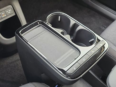 New 2026 Hyundai Ioniq 5 SE image 24