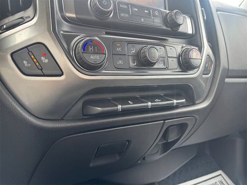 Used 2016 Chevrolet Silverado 1500 LT image 33