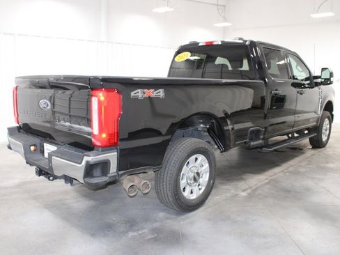 Used 2024 Ford F250 XLT image 9