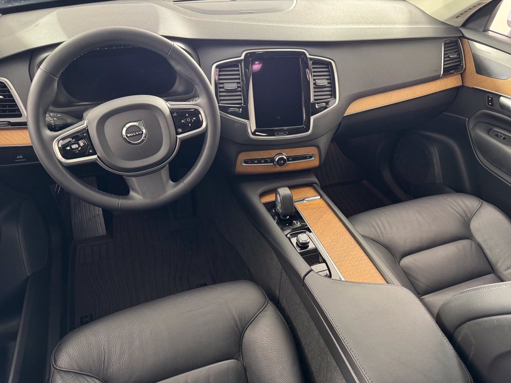 Certified 2024 Volvo XC90 B6 Plus w/ Protection Package AWD/4WD image 16