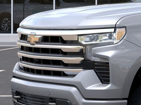 New 2026 Chevrolet Silverado 1500 High Country w/ High Country Premium Package AWD/4WD image 13