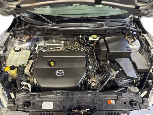 Used 2012 MAZDA MAZDA3 i Sport image 11