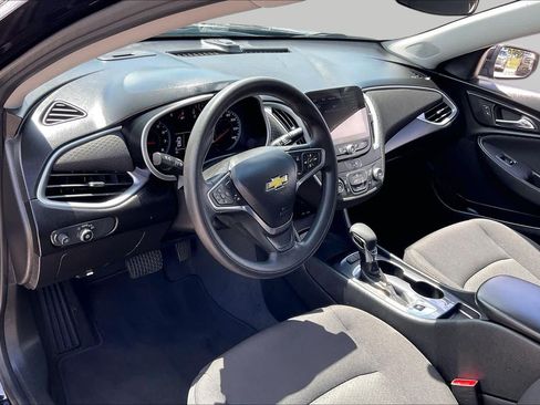 Used 2024 Chevrolet Malibu LS FWD image 17