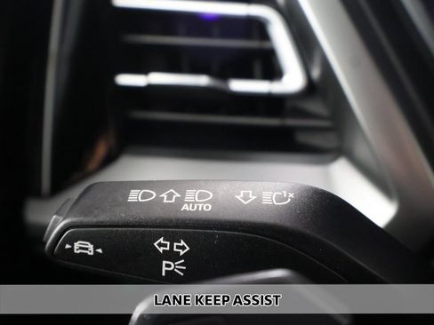 Used 2024 Audi Q4 e-tron Premium Plus AWD/4WD image 7
