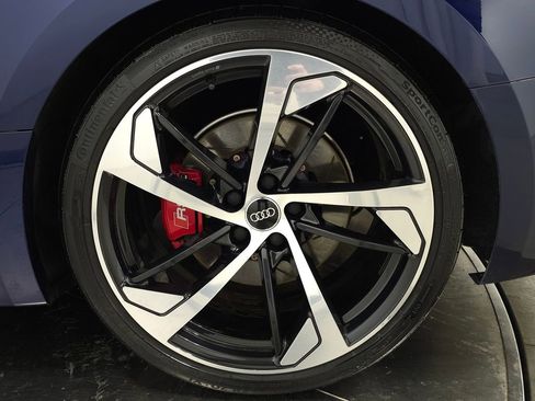 Used 2018 Audi RS 5 w/ Dynamic Package AWD/4WD image 11