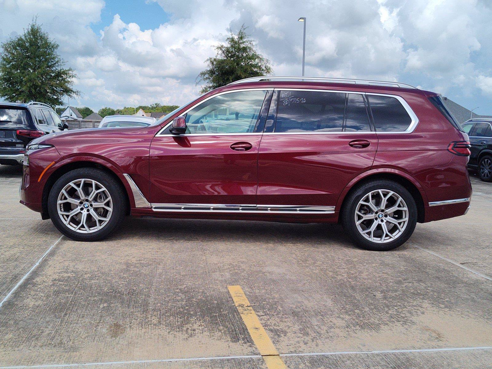 Used 2026 BMW X7 xDrive40i AWD/4WD image 2