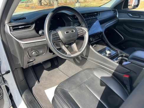 Used 2021 Jeep Grand Cherokee L Limited image 14