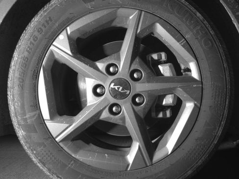 Used 2025 Kia K4 FWD image 10