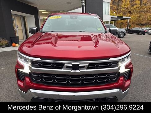 Used 2023 Chevrolet Silverado 1500 LT w/ Z71 Off-Road Package AWD/4WD image 9