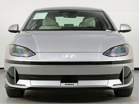 Used 2023 Hyundai Ioniq 6 SEL image 6