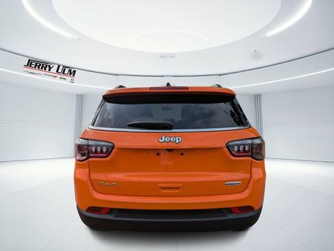 New 2026 Jeep Compass Latitude AWD/4WD image 4