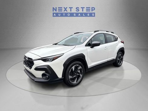 Used 2024 Subaru Crosstrek 2.5i Limited w/ Crosstrek Mirror Package AWD/4WD image 3